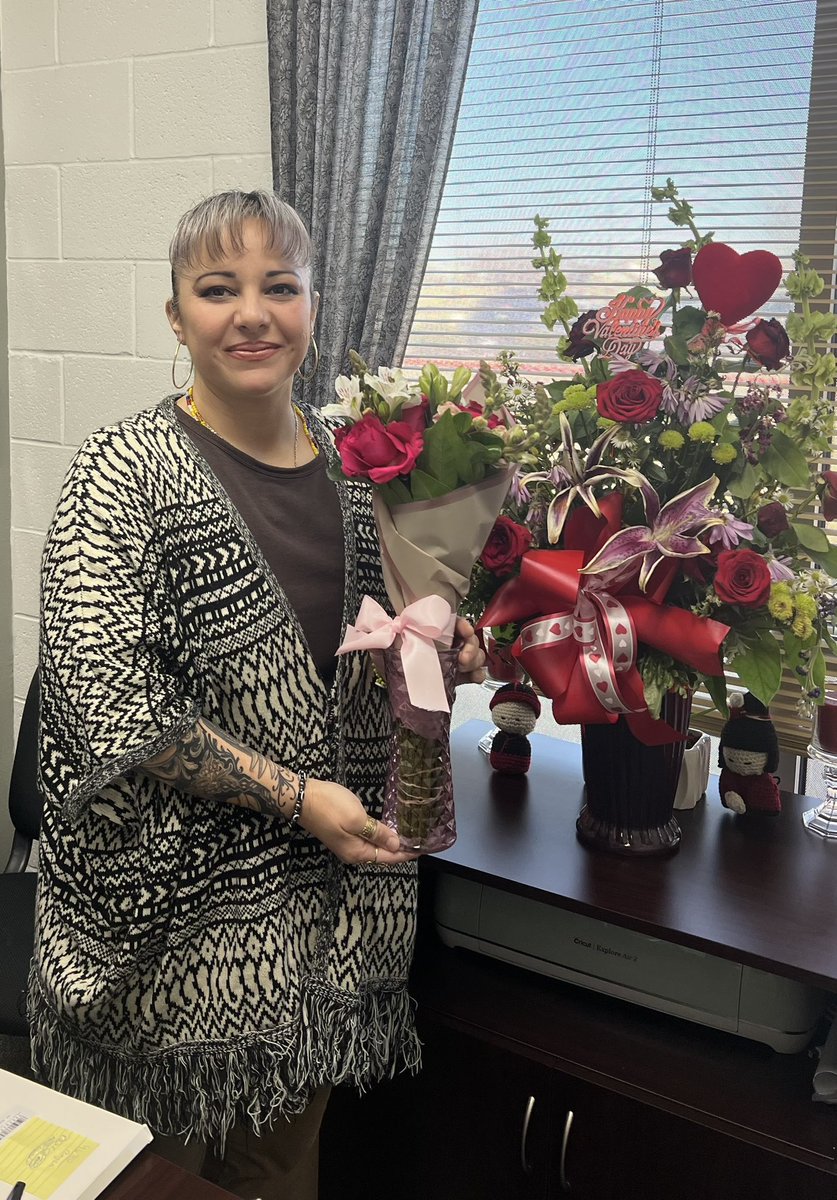 It is with great pleasure that we announce Mrs. Valerie Alcala as North Star's 2024-2025 Support Employee of the Year! Please join us in congratulating our dedicated school secretary on this well-deserved honor. 👏🏻❤️💙🏆 #THEDISTRICT @YsletaISD @slahrman