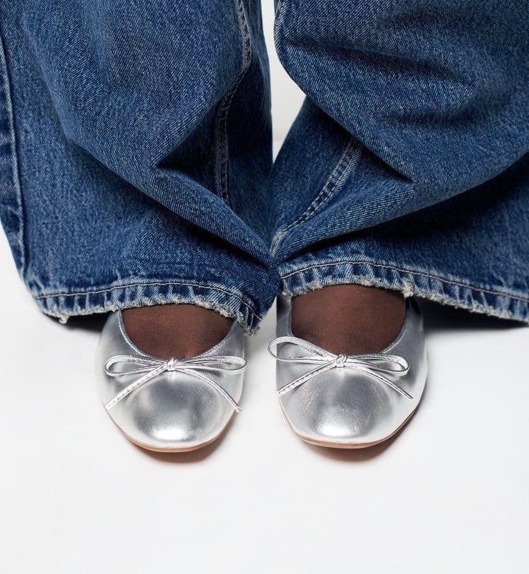 PrettyYetWitty's tweet image. wednesday ☕️🎧