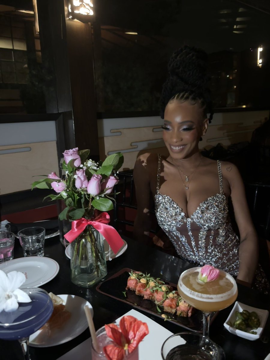 _beeware_'s tweet image. BeeDay🎈 2.20 💋