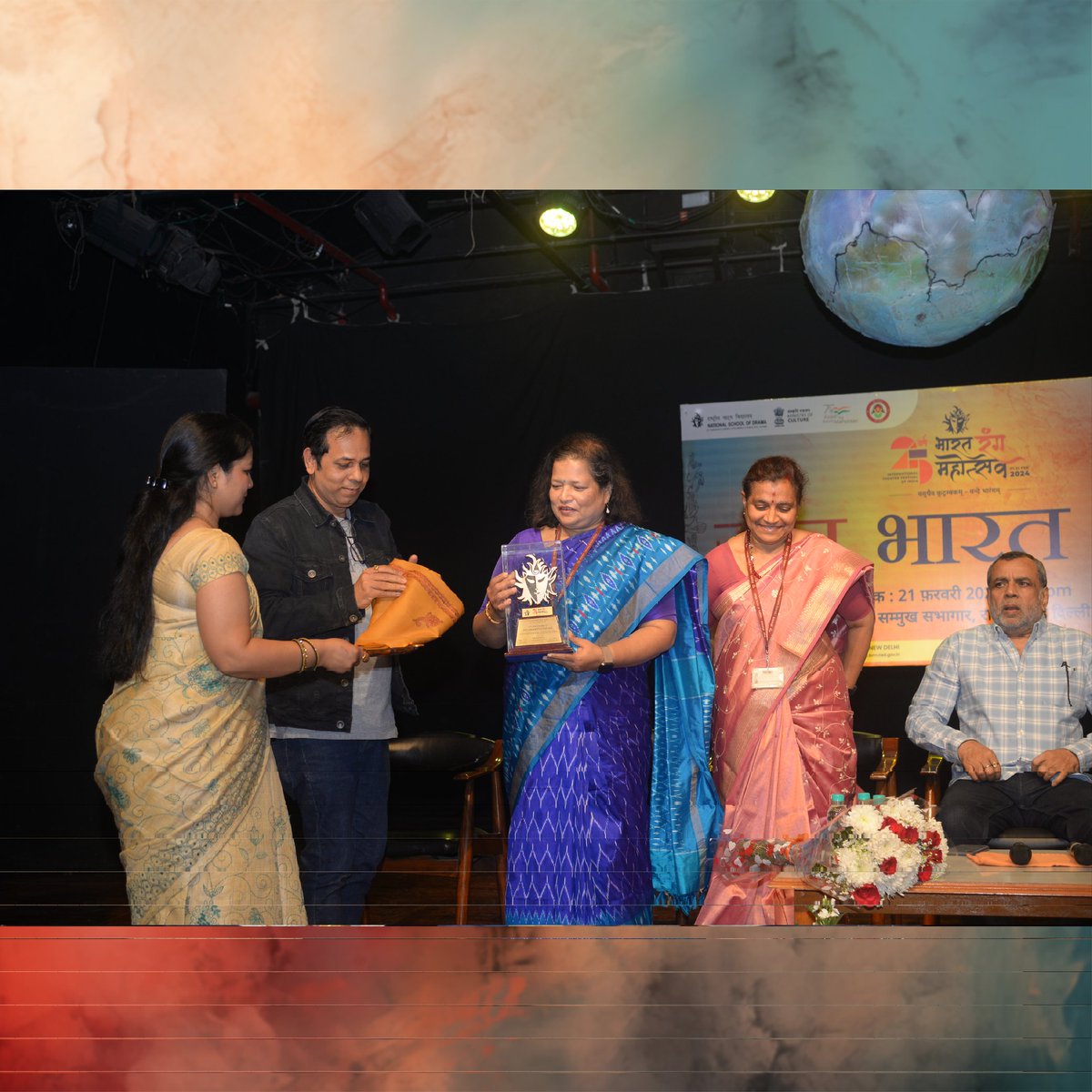 nsd_india's tweet image. 1/3 Jan Bharat Rang initiative of NSD under the guidance of MoC, GoI, saw nearly 1,500 performances!
 
The event was honoured by:
• Sh Govind Mohan IAS, Hon’ble Secretary, MoC, GoI
• Sh Paresh Rawal, Chairperson, NSD Society
• Prof Bharat Gupt, Vice Chairperson, NSD Society