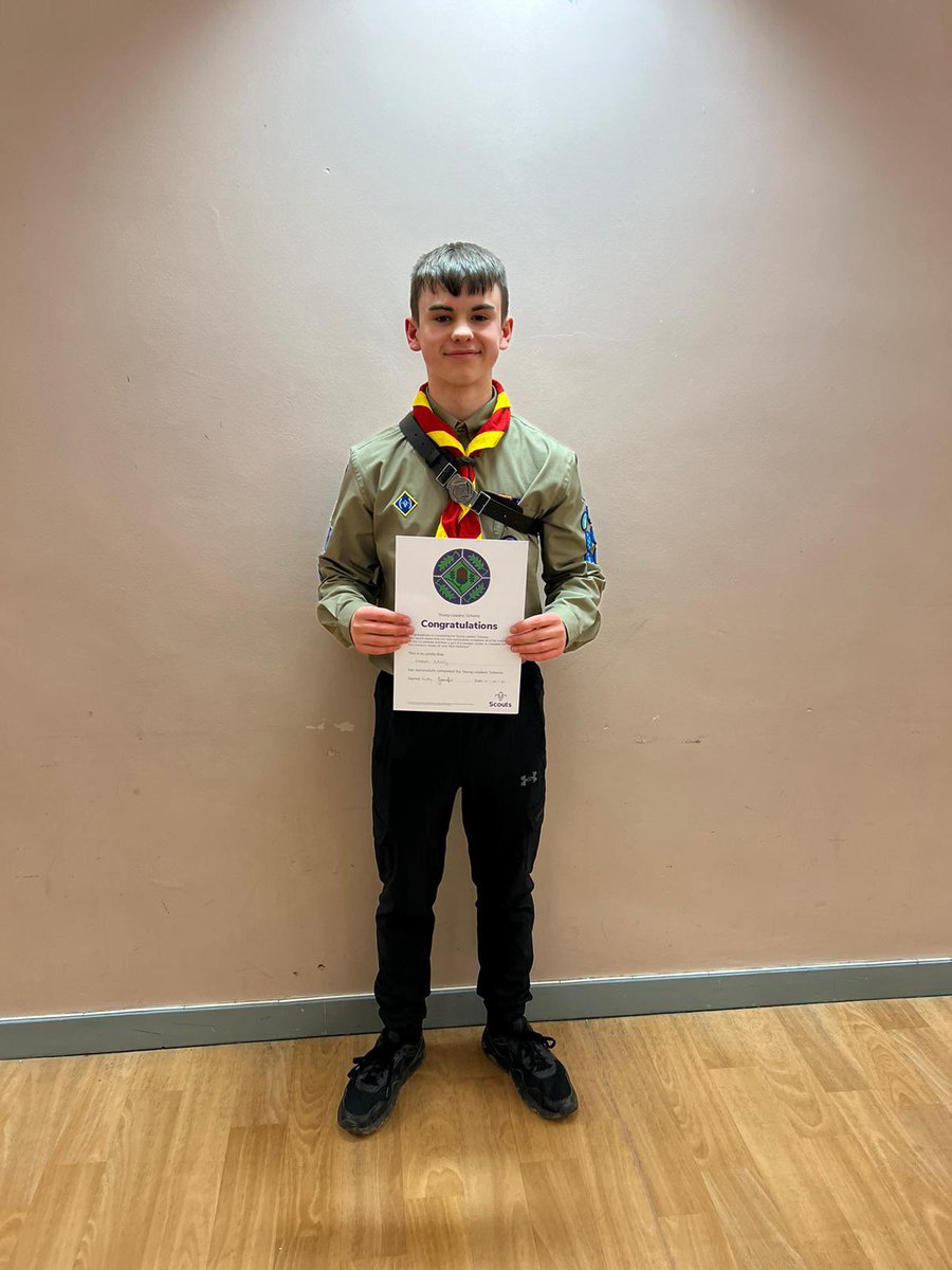 Well done to Joseph who completed his Explorer Scout Young Leader Award tonight and received his certificate and belt! Growing our own future leaders in these fabulous young people @ClydeScouts @ScoutsScotland @9thAirdrie @kirstydofe @BearGrylls