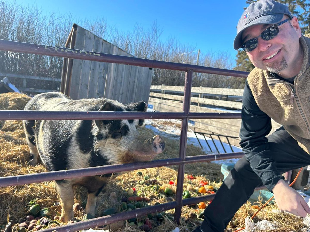 Showing a beautiful acreage in Mountain View County & made a new friend!

Adventures in Real Estate!

#realtoradventures #yycrealtor #airdrierealtor #mountainviewcounty #acreagerealtor #peshketeam #peshkerealestateteam #maxwellcapitalrealty