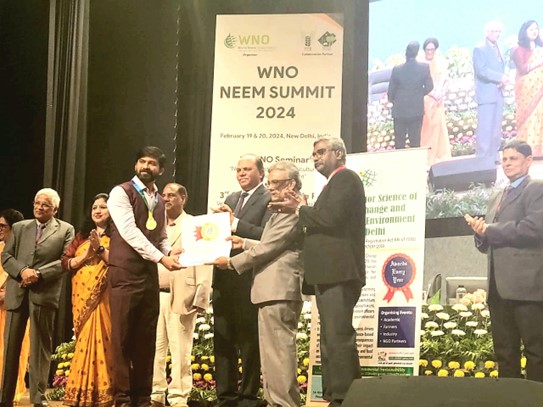 Congratulations Dr. Saurabh Sonwani, iLEAPS ECR of South Asia and the Middle East Region for bagging the prestigious Young Scientist Award at WNO Neem Summit 2024. @Saurabh_atmos @pallavienviron1 @Sachin_Ghude @FutureEarth @IGACProject @SAMEECSN_iLEAPS @iLEAPS_ECSN @IGAC_ECR