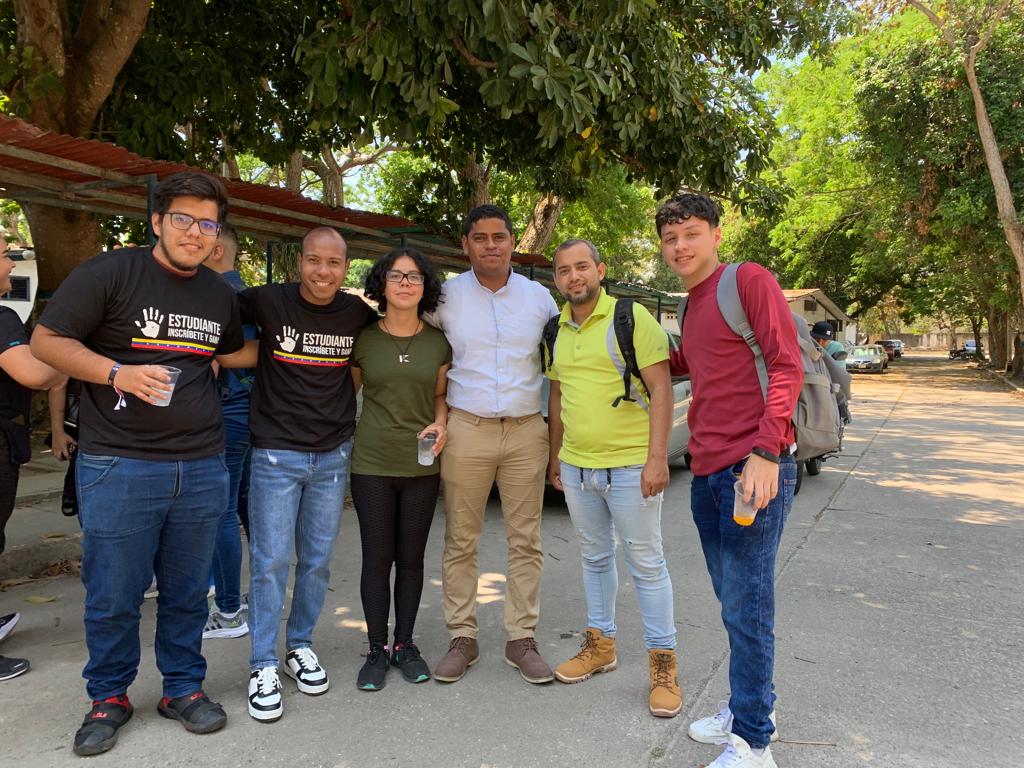 Los jóvenes universitarios han expresado su inconformidad con la situación política, económica y social del país, y han propuesto alternativas para la reconstrucción de la democracia.

La JAD y Formación 28 nos movilizamos para fortalecer el movimiento estudiantil #LoHaremosBien