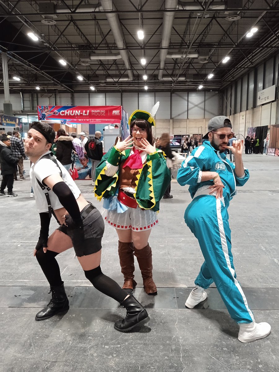 Y como no somos personas serias, pues aquí estamos Tifo, <a href="/KibaDubs/">el kibita</a> y yo siendo 100% nosotros🤣 
Siempre un placer veros✨❤️