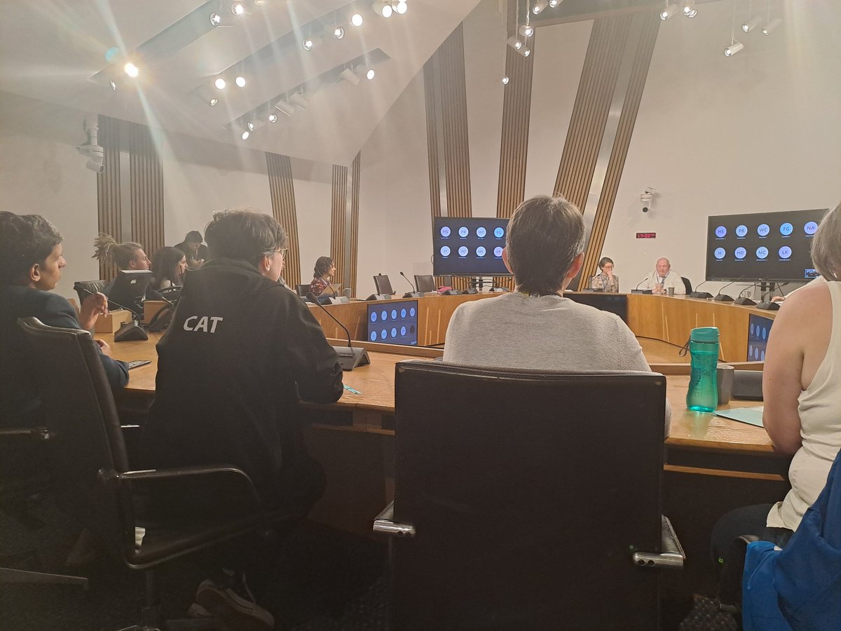Rights_Real's tweet photo. We're in @ScotParl now at @UNHouseScotland and Charlie from #FWGG has asked a question. 

"What will Parliament do to stop violations of #ChildrensRights for children living in poverty now?"

#UNCRC https://t.co/GXWlwdPzKQ