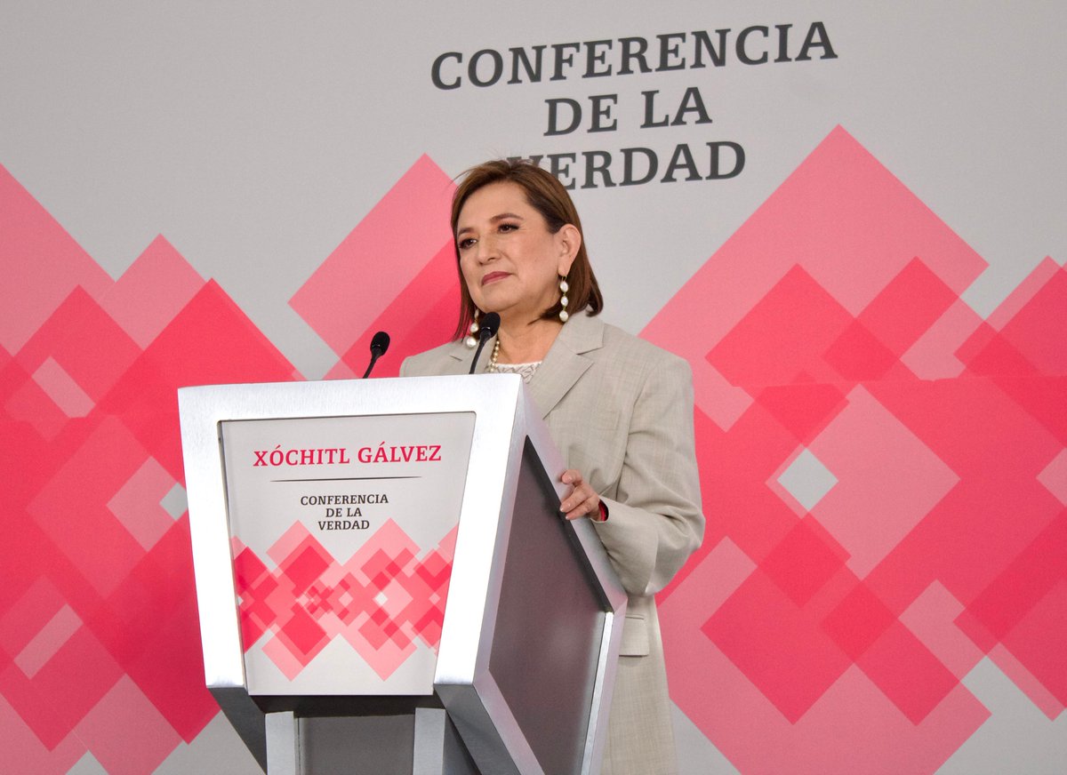 XochitlGalvez's tweet photo. #ElClan no solo son los López, ahora también son los Beltrán.

Tan solo en las últimas 24 horas surgen nuevas evidencias para afirmar que este es uno de los sexenios más corruptos de la historia.

Eso de primero los pobres quedó en el pasado, ahora #PrimeroLosLopezBeltrán.

#LaMañaNeta