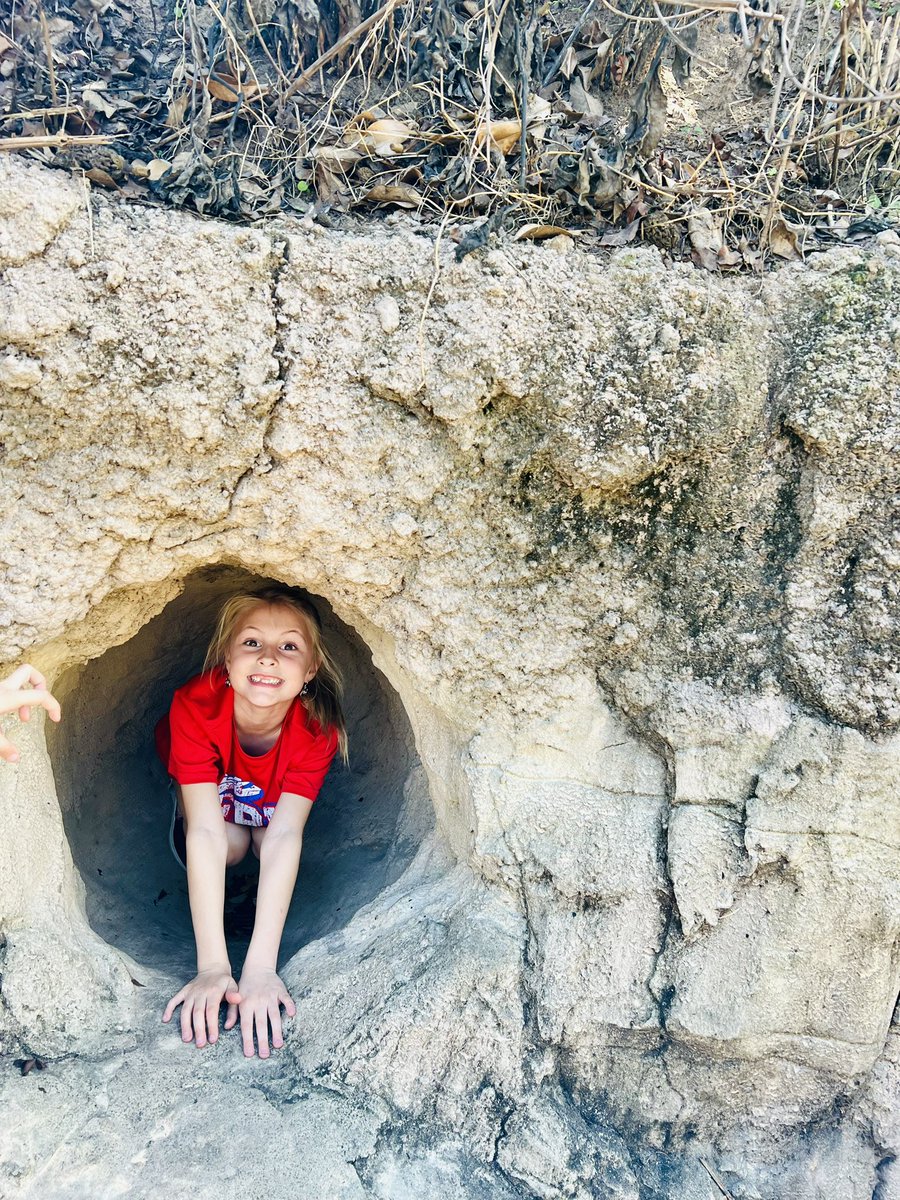 CoachCurry8's tweet photo. 2nd grade field trip with my Kaislee Jane. ♥️ https://t.co/mK6UiPsO0S