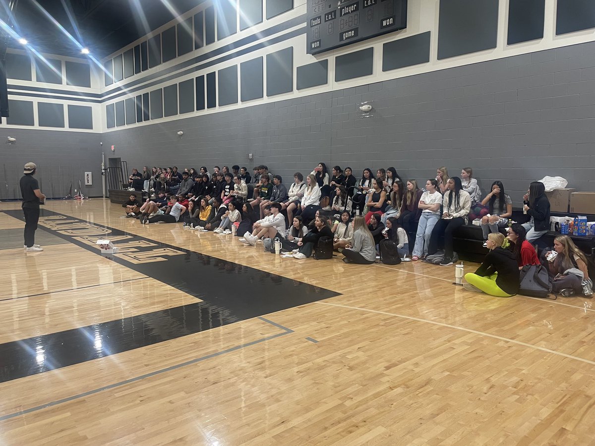 FCARandallHigh's tweet photo. Huge shoutout to Matthew today for delivering an incredible message! 77 students at our huddle today. See you guys next week! Go Raiders! https://t.co/UIQnRLPWTc