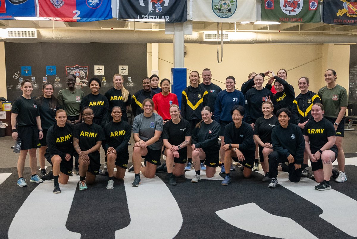 #ICYMI: This morning, the #FalconBrigade conducted this month’s Falcon Women’s PT session at our #FalconH2F facility. Come join us for the next Falcon Women’s PT event on March 20th! All Paratroopers are welcome to attend!🪂 LET’S GO! #AlwaysReady #FalconFit #AATW