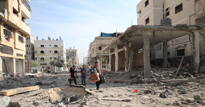 UNReliefChief's tweet photo. My message to the @g20org members meeting in Brazil this week: Use your political leadership and influence to help end this war and save the people of #Gaza.

In @folha:
https://t.co/n6nn2FK5m2

In @AJEnglish:
https://t.co/lE0vTDroCb

In @AJArabic:
https://t.co/dHaAOWKvez