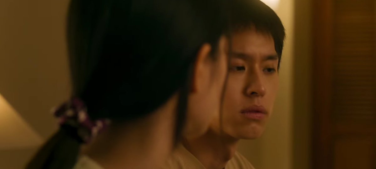 dearestitsay's tweet photo. You can't tell me these shots are not itsay coded. The settings and the color grading lowkey reminds me of certain scenes from itsay #LAHNMAH https://t.co/CQ49w0qbhq