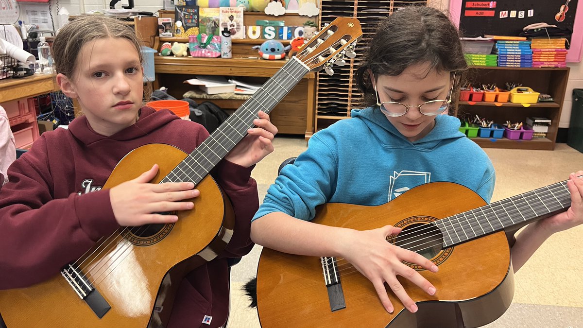 IPSMerleSidener's tweet photo. Just strumming along here in music class today! https://t.co/3tmsweECjt