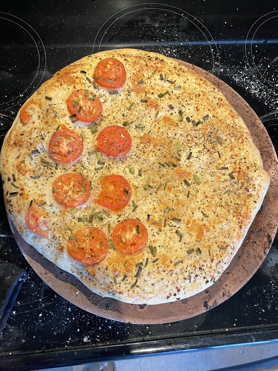 jhomaryramirez's tweet photo. Make your favorites more nutrient-dense.🌱

You'll get:
• More energy
• Improved focus
• Overall better moods

I love making things from scratch like this one if I have the time.

If not, always back to my basics.

Time is only a constraint.

Don't make it your sole roadblock. https://t.co/KGSlahXCNh