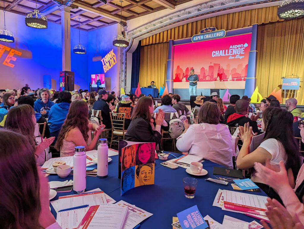 Robert Fung tweet media