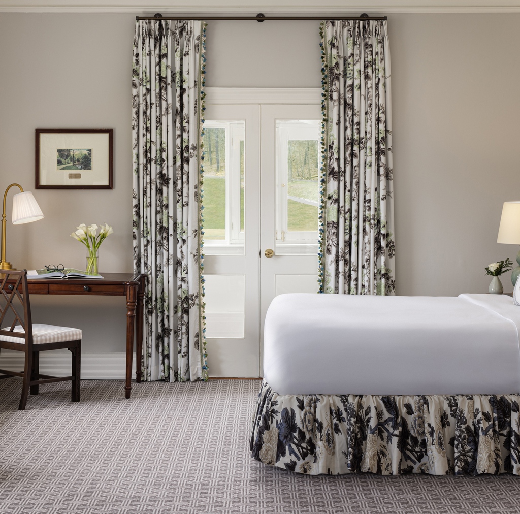 *Suite of the Week* 

As one of the oldest hotels in the US, The Omni Homestead Resort in the Allegheny Mountains shows what it means to be a historic landmark property. 

Read on: bit.ly/4bG1fgW 

#ElitePartner #OmniHomestead