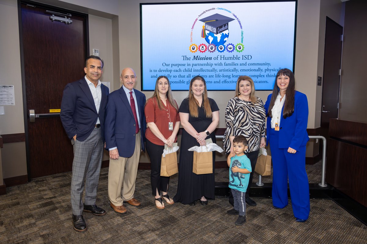 Humble ISD's #SuperStaffers were recognized at the Feb. 20 School Board Meeting. Congratulations to Jessica DeGraff, Hannah Cunningham and Irma Hernandez! Many thanks to this month's sponsor, Mr. Khalid Siddiqui of Dairy Queen on Wilson Rd. in Humble. 📰📸humbleisd.net/article/1470896