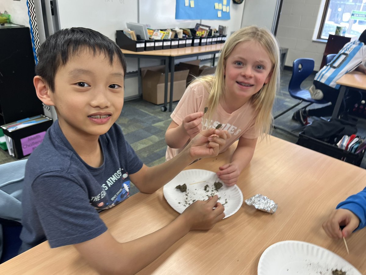 Heather Thompson and Lisa Champe tweet media