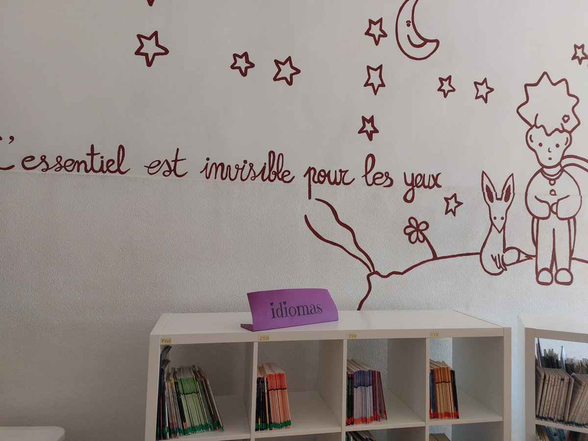 ¡ATENCIÓN! Novedades en la Biblioteca de Centro. Han llegado nuevas adquisiciones de literatura BILINGÜE para los alumnos de Secundaria. Damos las gracias a @Asociación Padres y Madres por su generosidad.
<a href="/CPRRegionMurcia/">CPR Región de Murcia</a>  <a href="/Educarm/">Educarm</a> <a href="/divinomaestrofe/">Divino Maestro Fundación Educativa</a>  <a href="/AytoLasTorresC/">LasTorresdeCotillas</a> <a href="/AMPA_DM_LTDC/">AMPA C. Divino Maestro Las Torres de Cotillas</a>