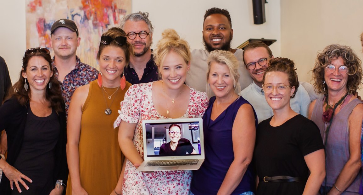 WedgwoodCircle's tweet photo. Fiction authors - we are now accepting applications for the all-expenses-paid GoodLit Writers Retreat, to he held this Aug. 11-16 in Stanford, KY.  For more info and to apply: https://t.co/mQB7He3gYy https://t.co/yQuVbxMzgZ