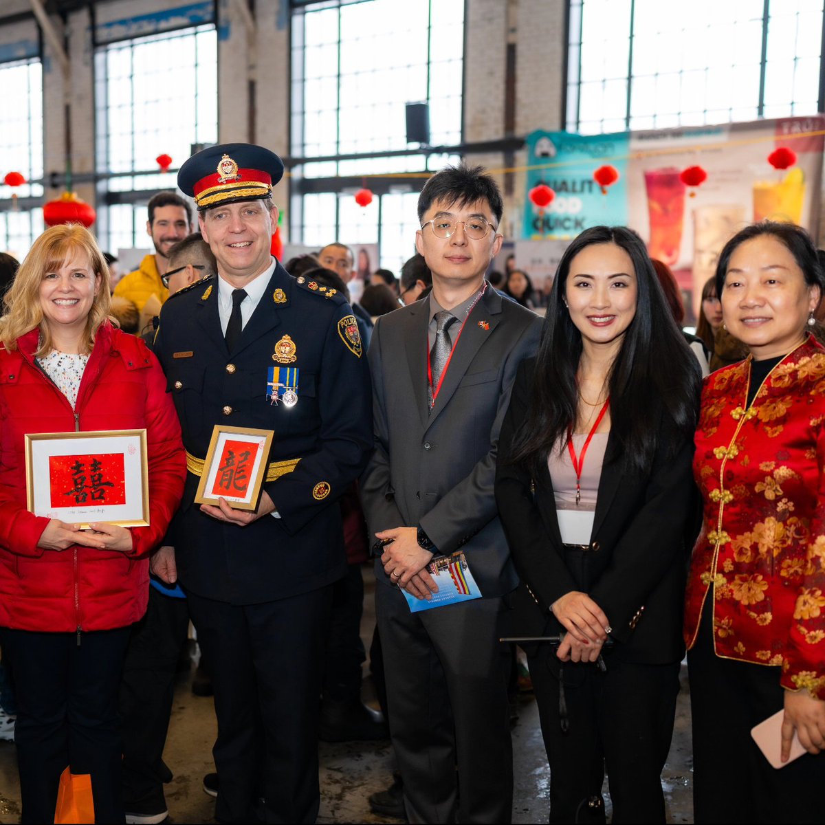 DRRmatters's tweet photo. Thrilled to have been part of the vibrant RBC CCAO’s Ottawa Chinese New Year Fair. A heartfelt thank you for the warm welcome and the spectacular celebration. Experiencing the rich tapestry of cultures and traditions was truly a highlight #DRRMatters #YearOfTheDragon https://t.co/XLjvAoedYm