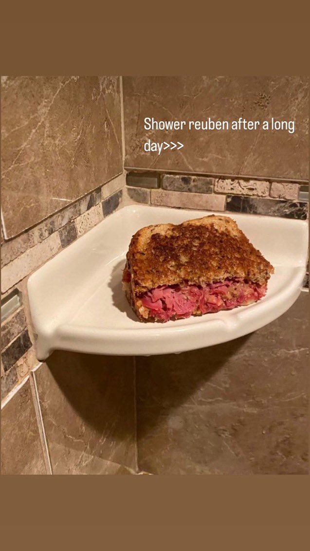 FLYG0D tweet media