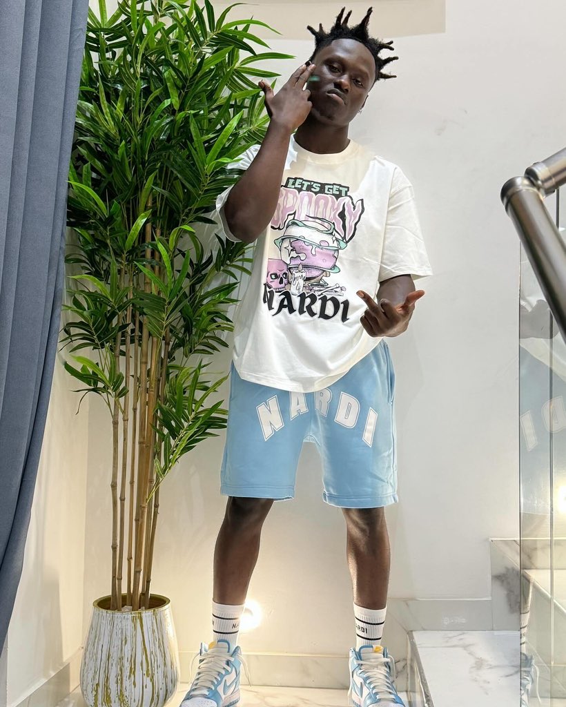 BernardDow's tweet photo. 😈😈 @real_jaybahd for @nardi_clo 🇬🇭
#nardiclothing #nardiapparel #nardistudios #nardiclo #nardiwear #nardioutfitters #nardibrand #nardibrandghana #Wearnardi #nardihomme #nardifemme #nardidonations #nardi #dopeconnectz #styledbydow #nardibasics #nardidadhat #nardisnapback https://t.co/YnvADXcwQM