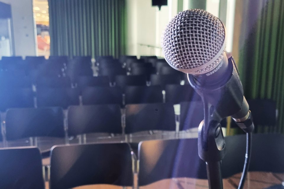 2023 was hard.

Blow away the new year rut and choose from our hilarious one-time comedy shows, regular events, or our public speaking workshops – where laughter meets confidence!🤣

Boost morale, reduce stress, and make your office the coolest spot in town.

#OfficeComedy