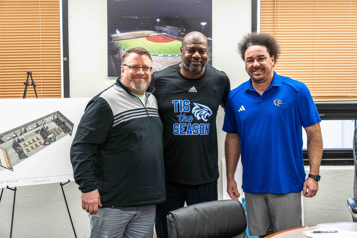 Ind_Panthers's tweet photo. So we did a thing today at The Independent School Wichita, KS.
After many meetings and conversations, we are officially an Adidas brand school after a signed and sealed agreement today with Adidas America Inc.
#TISThisIsUs #adidas #threestriplife
@sssnyder3 @TerrellDDavis1 https://t.co/MSRh9DcgM4