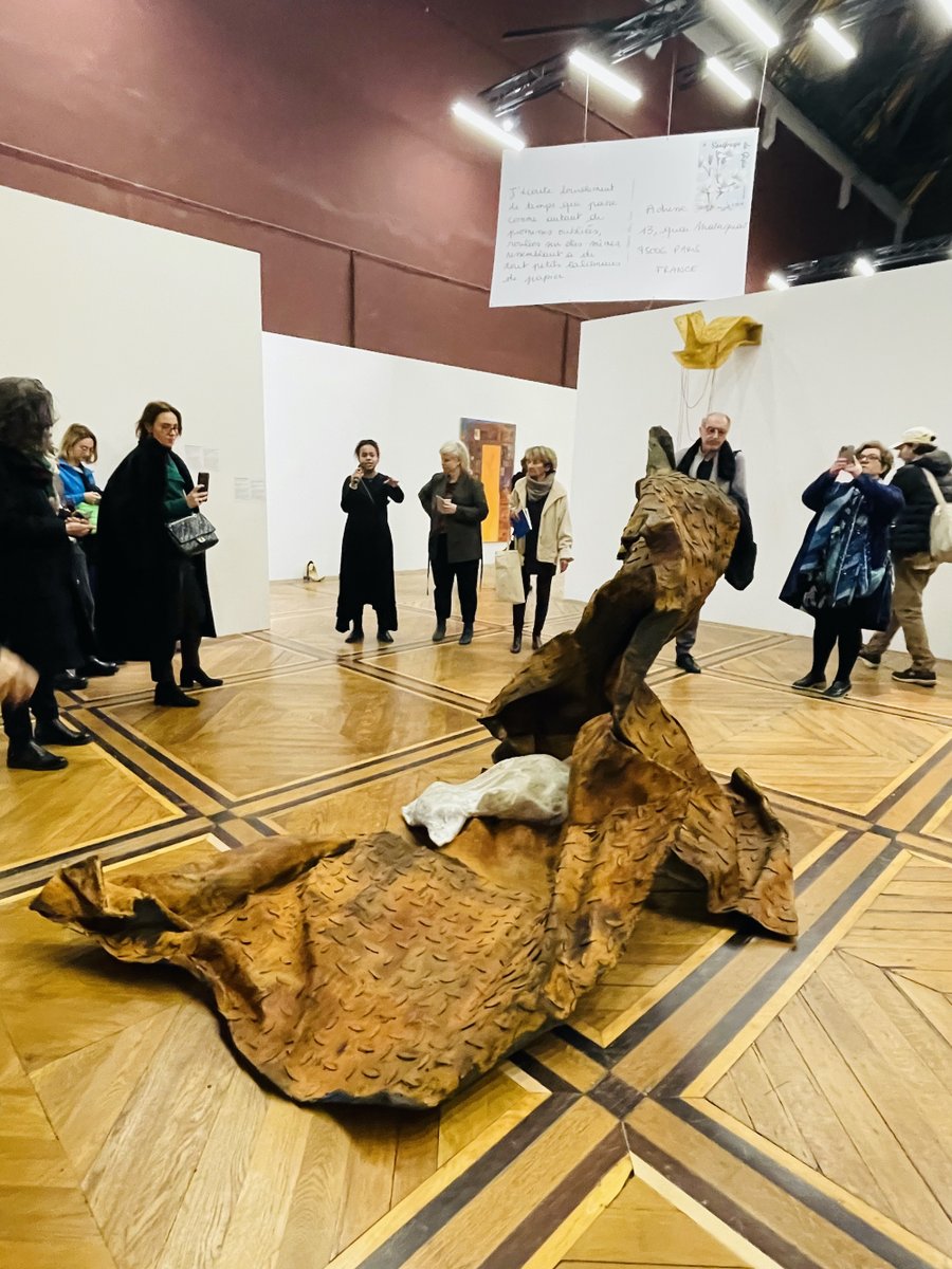 bijutsutecho_'s tweet photo. 【フランスの名門美術学校の卒展から見るアーティストへの道】
https://t.co/XIRfsOGKQX

フランスの美術学校でももっとも長い歴史上数々の著名アーティストを輩出してきたパリ国立高等美術学校（ボザール・ド・パリ）。同校の2023年度の優秀卒業生展や昨今の取り組みなどをリポートします。 https://t.co/hXZi8LjkeQ