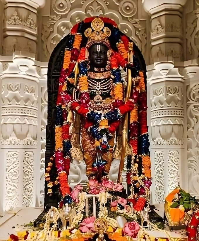 श्री राम दर्शन 22/02/24 . . . 
#ramdarshan #jaishriram #ayodhyarammandir #ram #ramdarshan #darshantoday #jaishriramjiki #bestphotochallenge #bestphotographychallenge #picoftheday