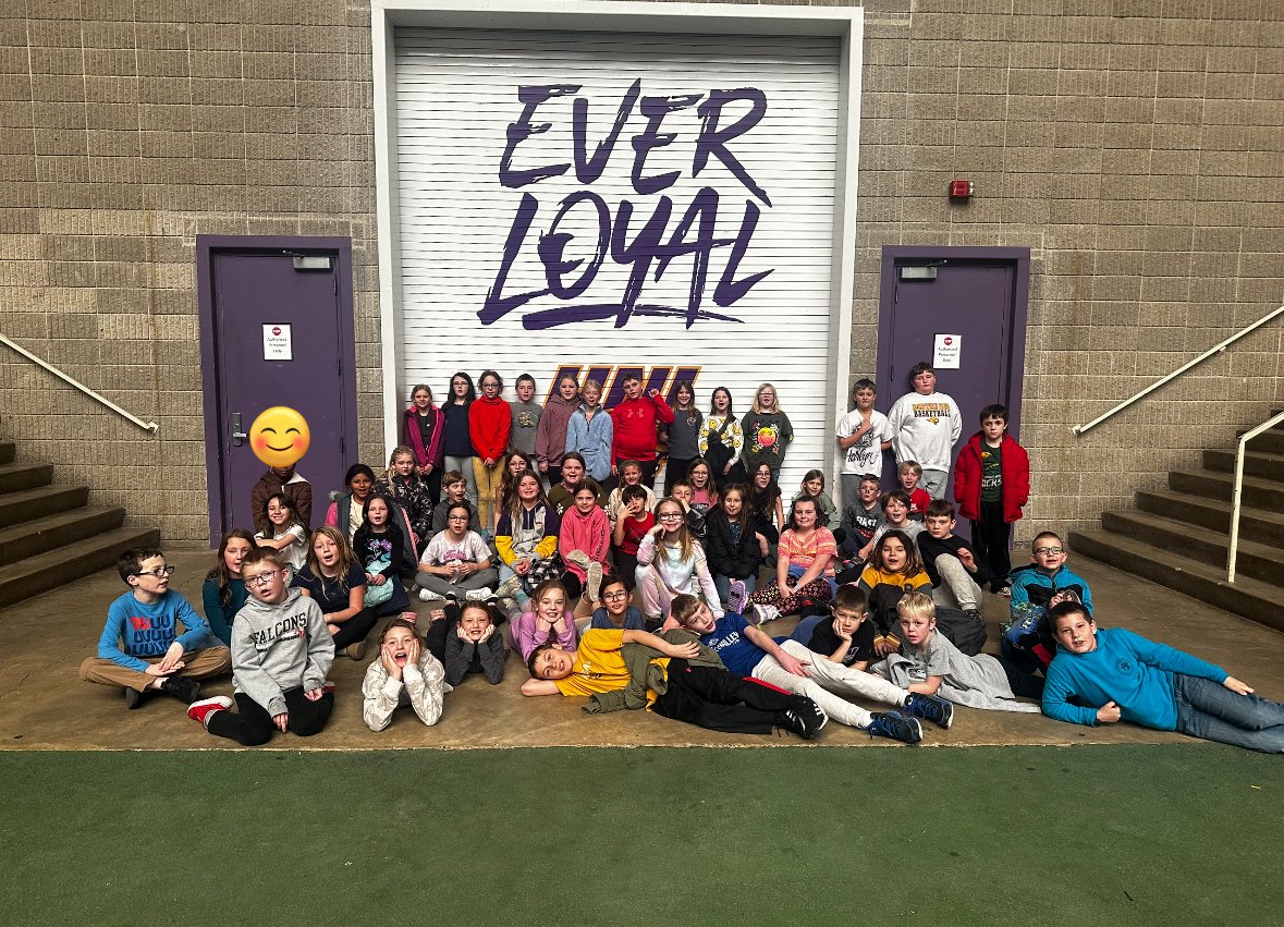 APFalcons's tweet photo. Special thanks to @JA_USA &amp; @northerniowa, the 3rd graders were able to go “behind the scenes”,  even down on the field to learn about student athletes &amp; how they balance it all, sports management at UNI, and more! The kids (and adults) LOVED it and appreciated you having us! https://t.co/WWoWYvVjdh