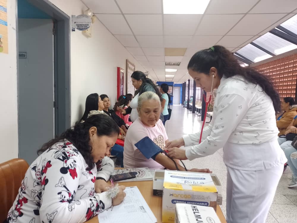 En el marco de la Jornada preventiva para la Mujer Maestra en este 2024, el Ipasme Rubio atendió a las maestras del municipio Junín con diferentes especialidades, garantizando una vez más una salud calidad y siguiendo con las indicaciones de ejecutivo nacional.