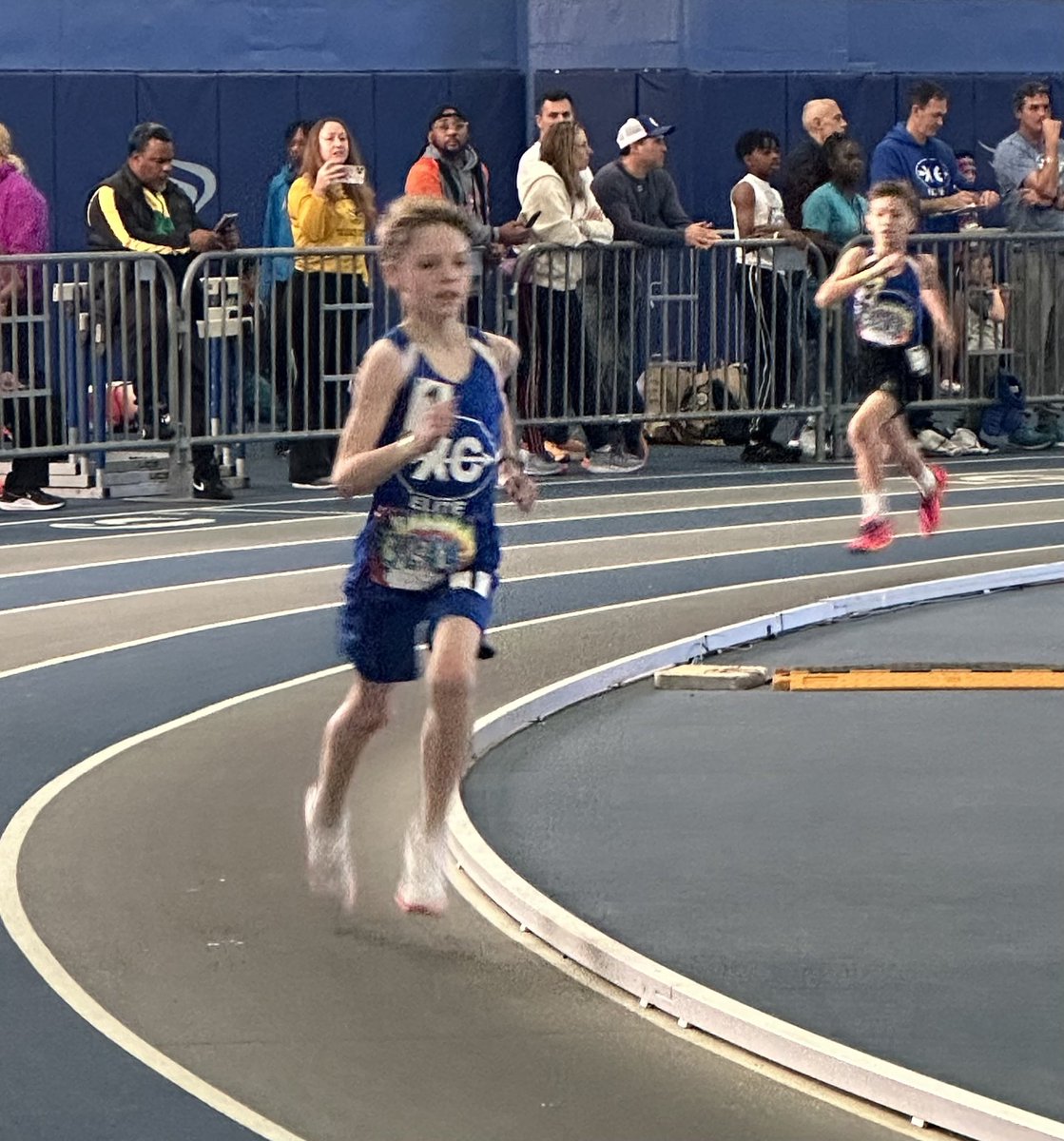 23 pr’s frpm 18 runners this weekend.  Landon, Eva , Kelsie and Landon all had pr’s in 1600 and 800.