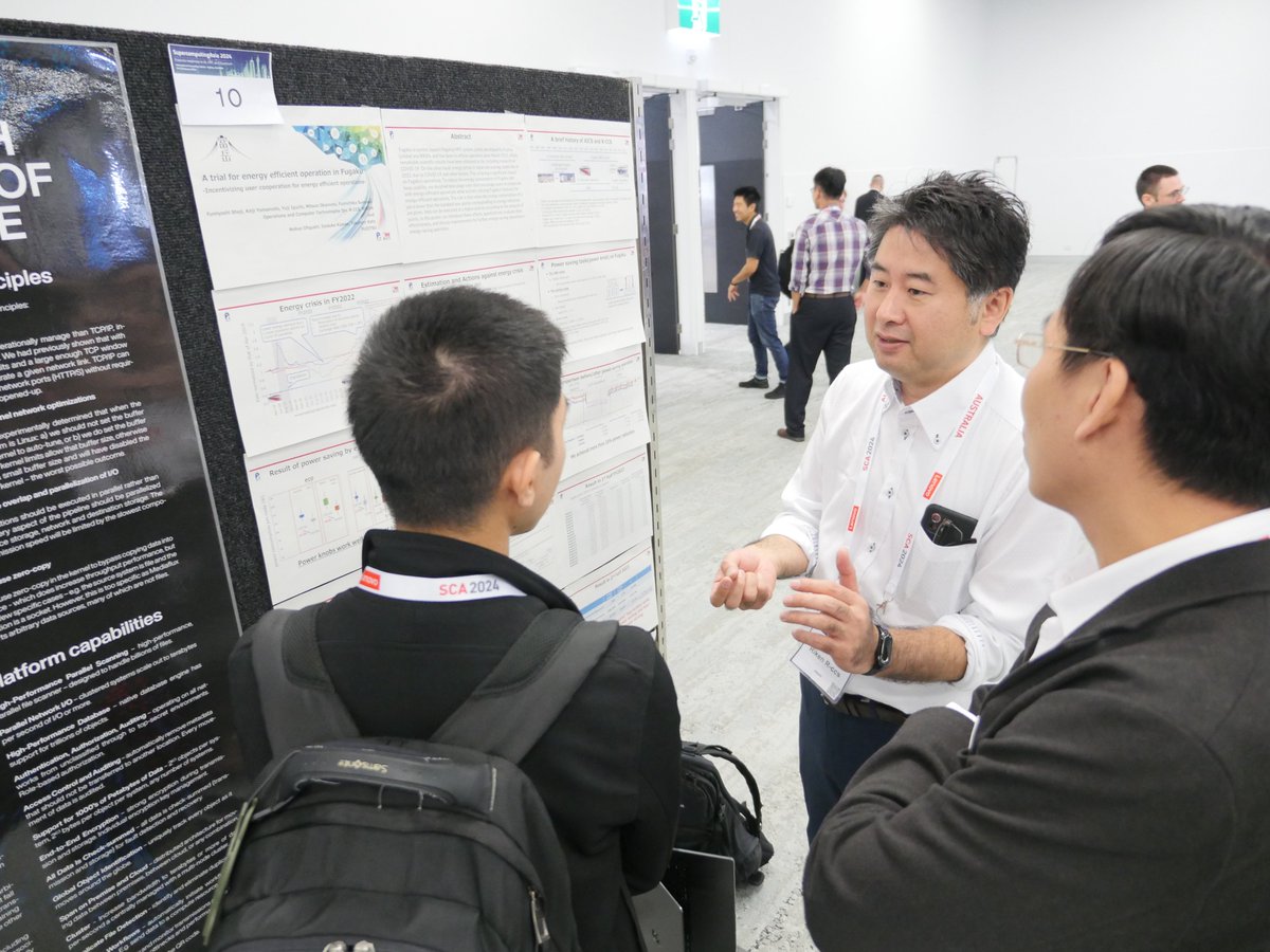 🪧 Exciting research and ideas shared at the #SCA2024 Poster Exhibition today 🪧 From pioneering work into renewable liquid fuels for the transport industry, to intricate CFD simulations exploring our mouth/throat. The hall was a hub of ideas and thoughtful discussions.