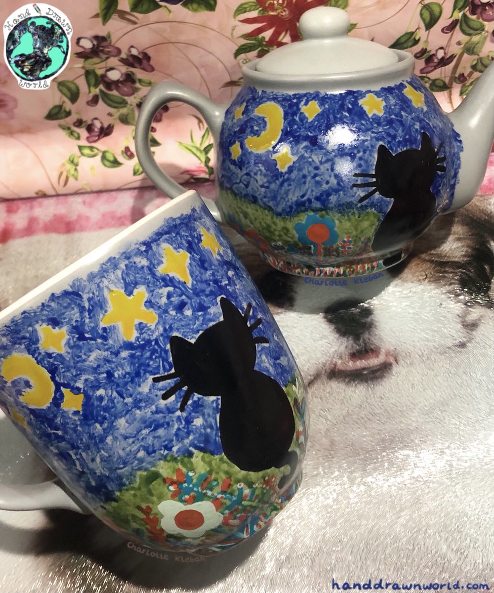 Purry, purry night ⭐️🐈‍⬛🌙🌌 #EarlyBiz #MHHSBD #CatsOfTwitter