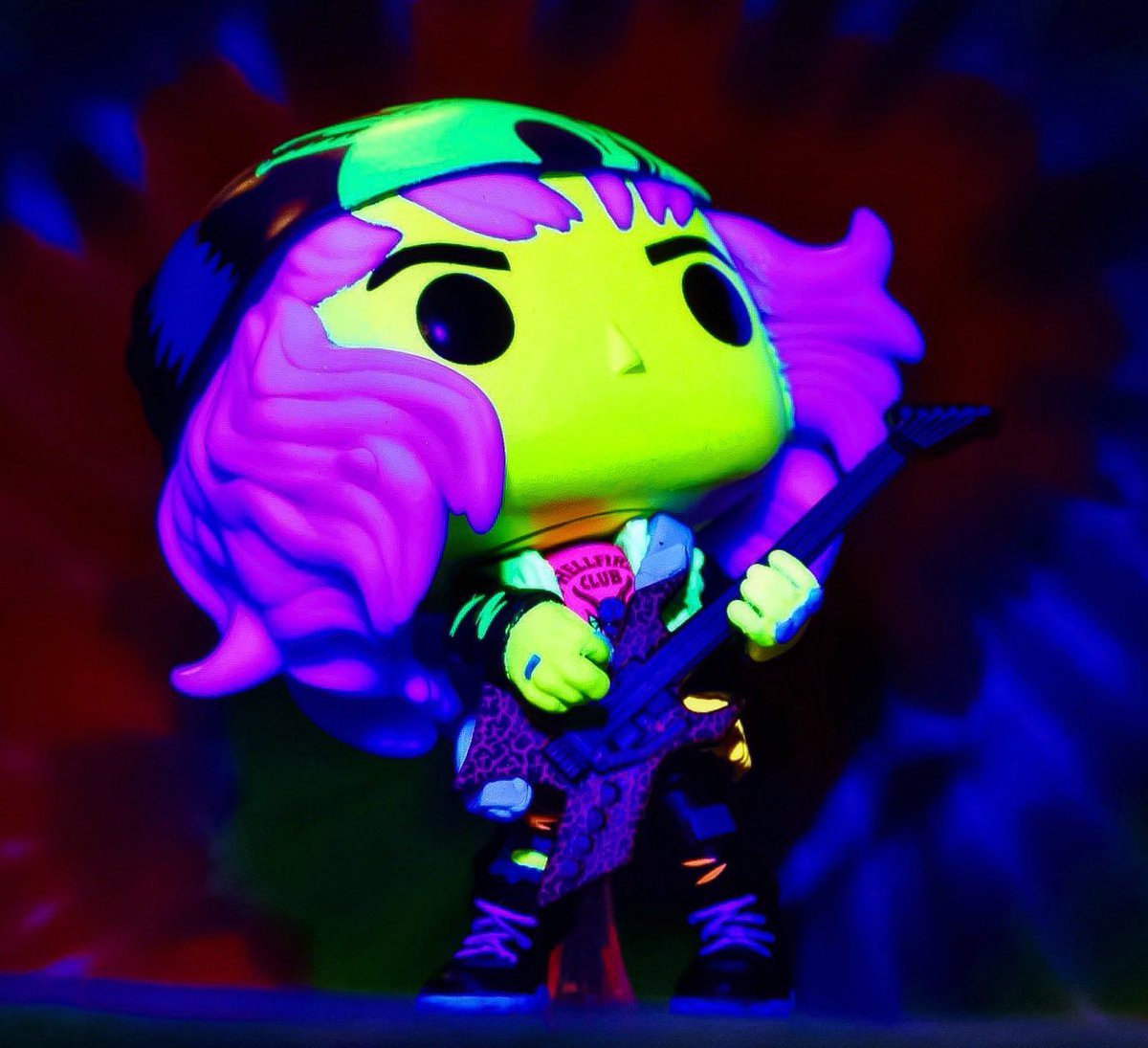 ortizcollects05's tweet photo. “This one’s for you Chrissy” 🎸🌈

Today is Day 3 of @FunkoLeeM and @dj3cb  #FunkoCommunity #FunkoPhotoADayChallenge with today’s theme being “Blacklight Magic” so decided to go with  Eddie 🤘🏽🔥

#Funko #FunkoPop #FunkoFunatic #Netflix #StrangerThings #Eddie https://t.co/jYFqWKf5gJ