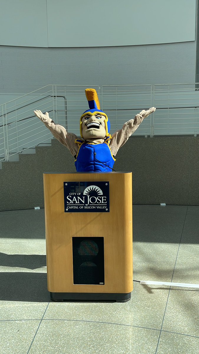 A great day to celebrate SJSU and @sjsuprezmatson’s formal Investiture as SJSU President this week. Thanks @SJSUBands and @SJSUcheer for the lively performance! @CityofSanJose @omartorresd3 @D4SanJose