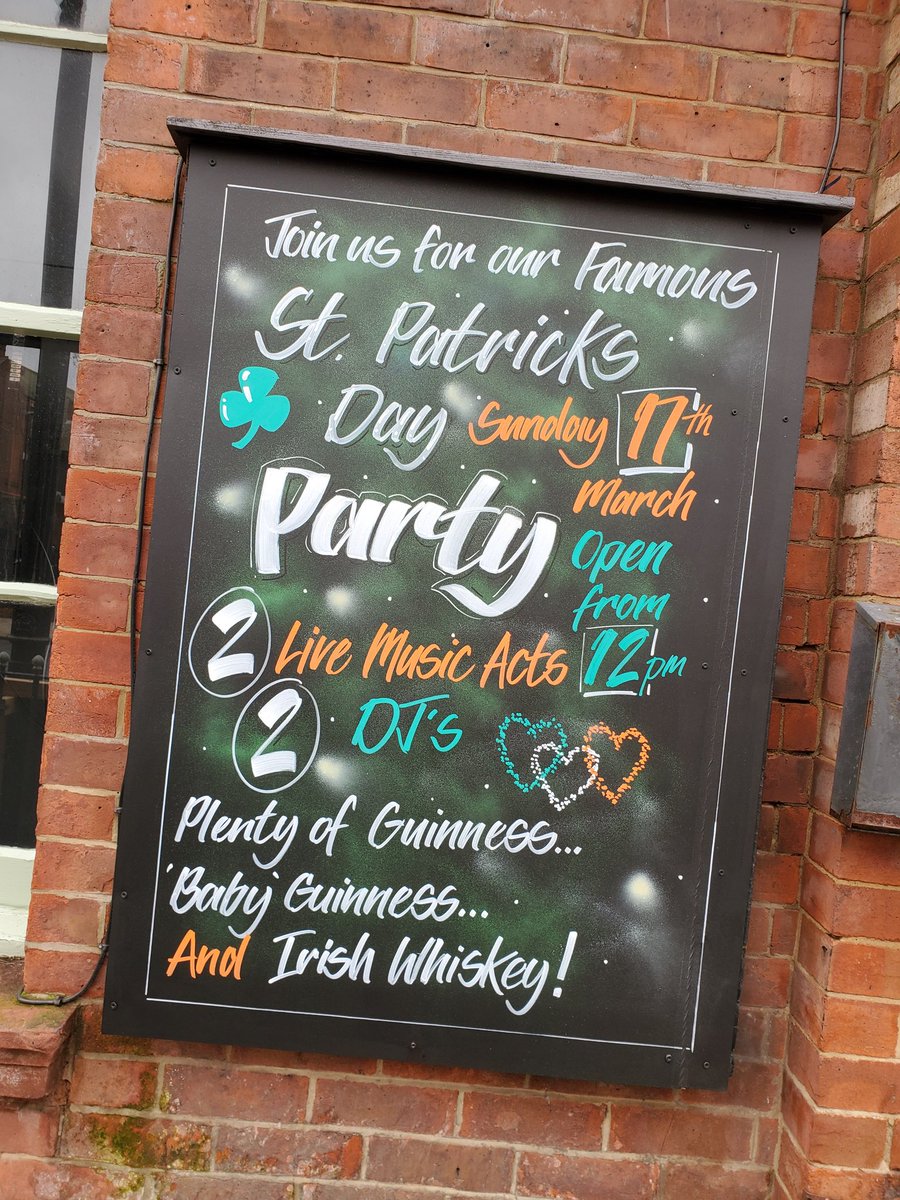 PCChalkboards's tweet photo. In Sunderland this morning at Life Of Riley in Sunderland..... changing their boards to☘️St Patrick's Day☘️.......Sunday 17th of March!
#blackboardart #blackboardsigns #chalkboardart #chalkboardsigns #blackboardartist #chalkboardartist #chalkboardsign https://t.co/84y8DKLBYj