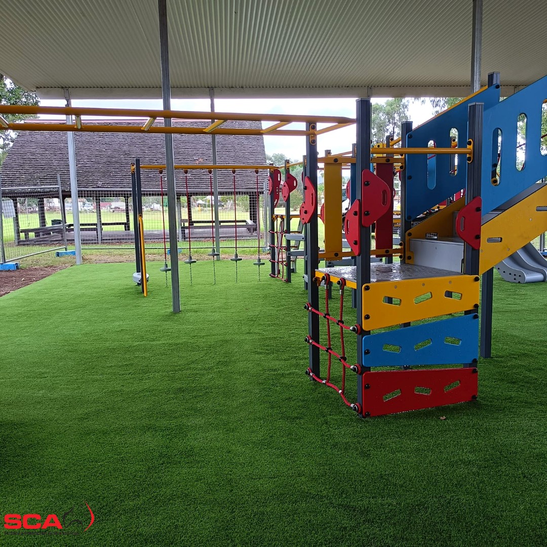Surfcongroup's tweet photo. Leyburn State School in Queensland recently received this fresh #artificialgrass upgrade for this vibrant playspace, thanks to our team.
#playandlearn #playground #safetysurfacing  #playgroundsurface #playspace #syntheticgrass #syntheticturf #artificialturf #qldschools https://t.co/fj92ZFoP6w