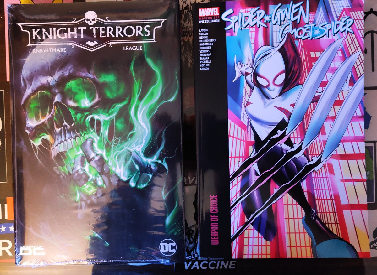 devastation79's tweet photo. new #comicbooks from today a few hardcovers I grabbed yesterday &amp; a bunch of #timsaleRIP #batman #rebirth varients*(2/3 more sets complete)! &amp; @ILikeWhatIBuy that sick neon/glowish #vamperella666 varient! https://t.co/3WUbes2cFg