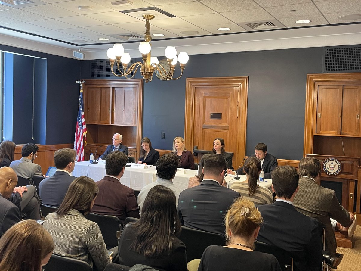 Today, we co-hosted an educational briefing with @cleanaircatf on opportunities to decarbonize the cement, concrete, and asphalt sectors. Thank you to our panelists: @jeraecarlson @Cemex_USA; Heather Dylla @CPI_ROAD; Rick Bohan @PCA_Daily; @lizadarwin @BrimstoneEnergy; and
