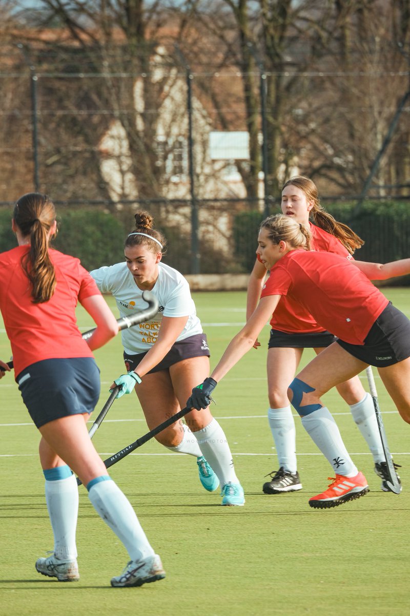 molljoxo's tweet photo. JER vs North Wales🌹🫶🏼 nice to be back on the pitch as captain with a cracking group of girls this weekend 
@jercoaching https://t.co/7utepSndXl