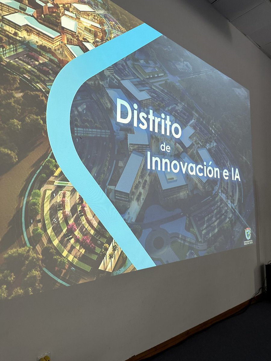 SedecV's tweet photo. Bajo el liderazgo de la gobernadora @DilianFrancisca socializamos lo qué será nuestro #Distritodeinnovacion un proyecto que generará un gran impacto en el desarrollo de la región. https://t.co/ICBEHlte45