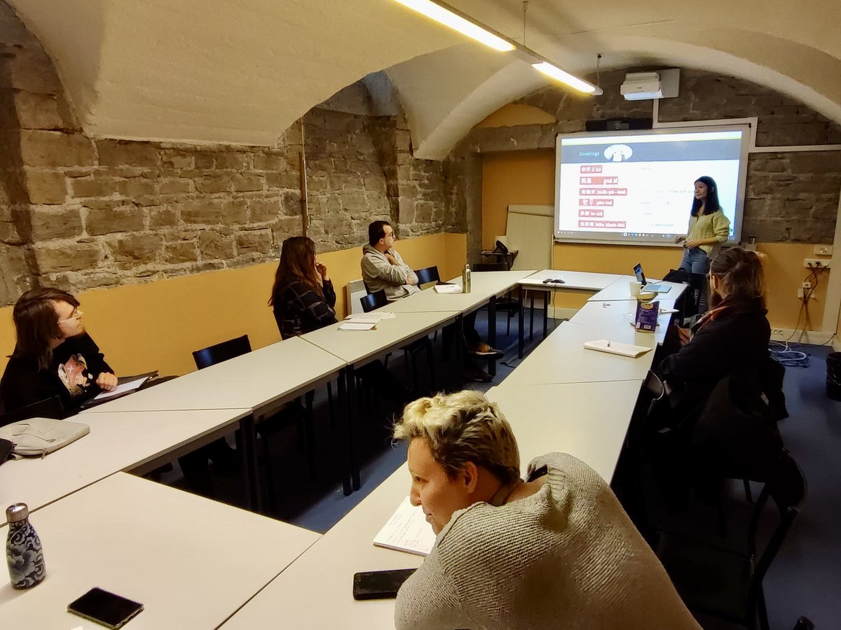 Tzuyi Tseng (@tzuyi_tseng) on Twitter photo A workshop « Langue taïwanaise » 🇹🇼 for Atelier Doctorants <a href="/DDL_Laboratoire/">Laboratoire DDL</a> today. I believe my family would be proud (surprised) for me (👉🏻 bad at speaking Taiwanese).
A great experience than what I expected. Thanks for my dear colleagues! A workshop « Langue taïwanaise » 🇹🇼 for Atelier Doctorants <a href="/DDL_Laboratoire/">Laboratoire DDL</a> today. I believe my family would be proud (surprised) for me (👉🏻 bad at speaking Taiwanese).
A great experience than what I expected. Thanks for my dear colleagues!