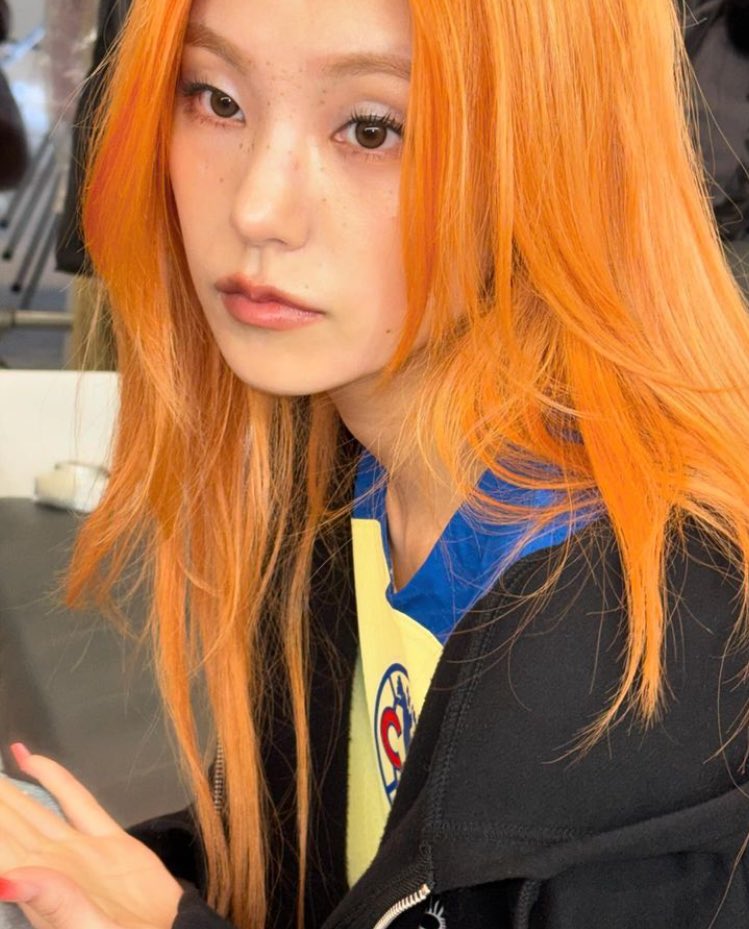 ㅤ
ㅤㅤ𝖲𝗁𝖾'𝗌 𝖺 '𝟫𝟢𝗌  ── ✦  𝗌𝗎𝗉𝖾𝗋𝗺𝗼𝗱𝗲𝗹 : 모델
ㅤㅤ𝖸𝖾α𝗁, 𝘀𝗵𝗲'𝘀 𝖺 𝗆𝖺𝗌𝗍𝖾𝗋, 𝒎𝗒 𝖼𝗈𝗆𝗉𝗅𝗂𝗆𝖾𝗇𝗍𝗌
ㅤ