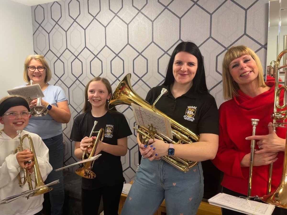 Kinneil Band tweet media
