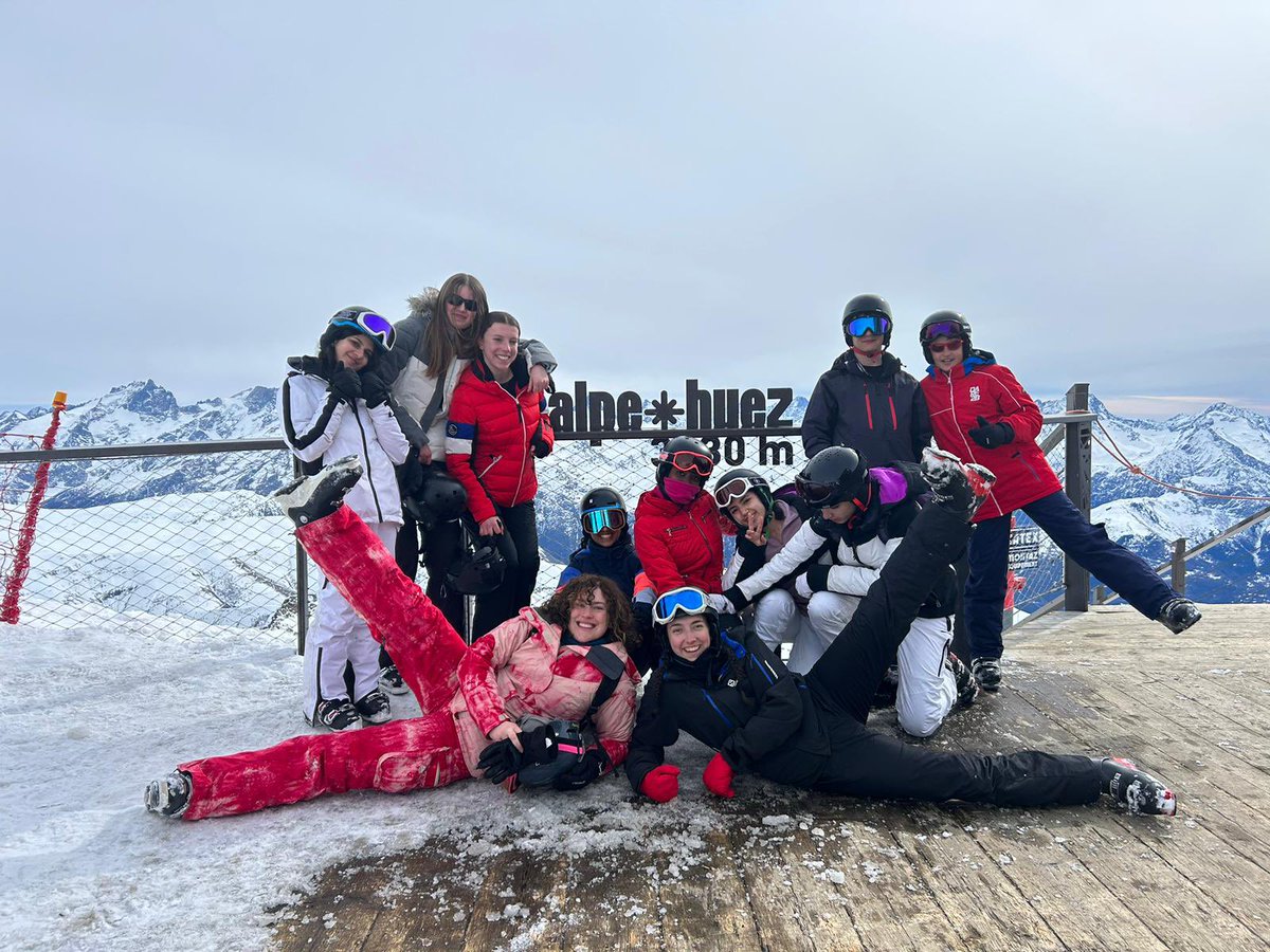 SandSkiTrip tweet media