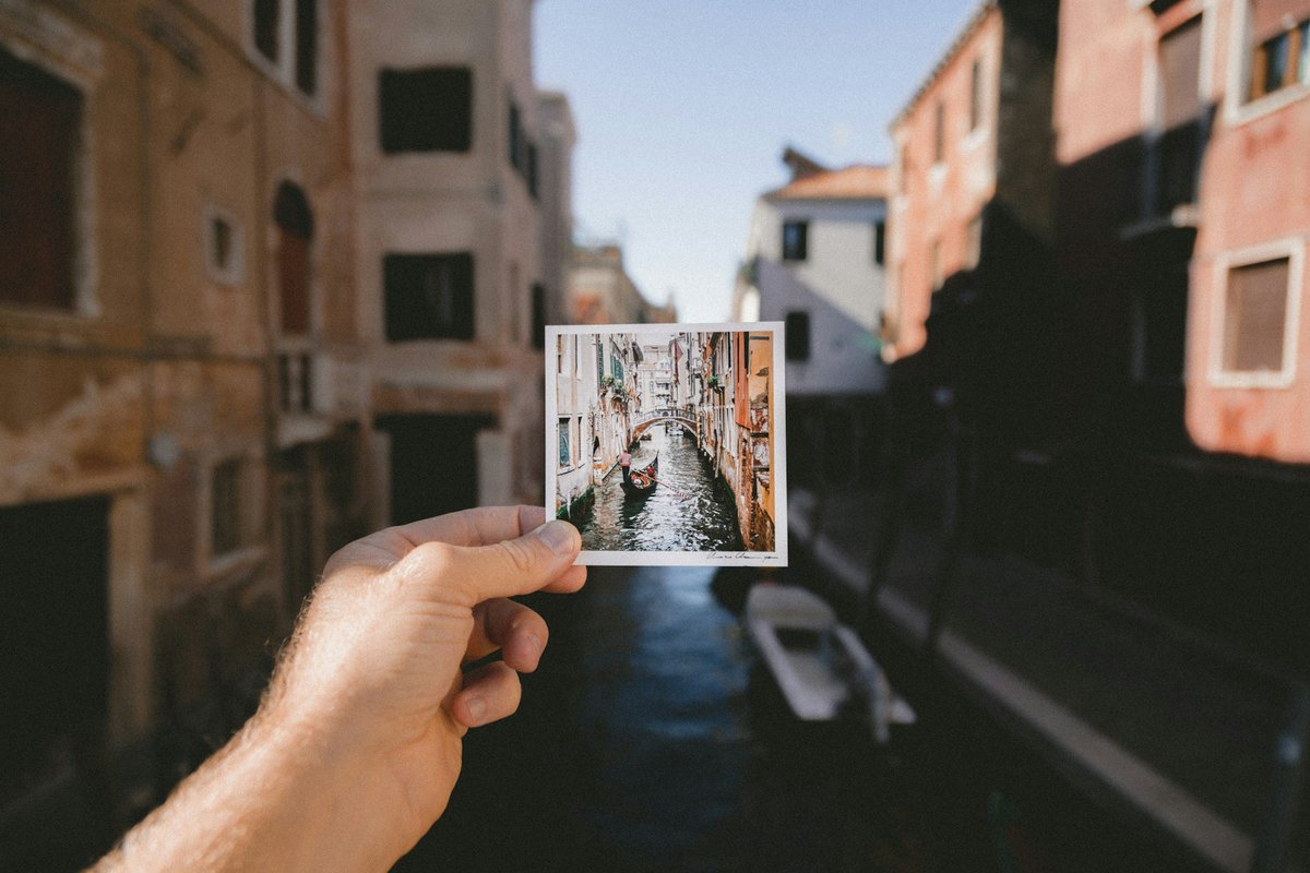 CodeAtlasdotxyz's tweet image. Did you know that Picture-in-Picture isn&apos;t just for video?

With npmjs.com/package/react-… you can use Chrome&apos;s new Document PIP API to display any element as an &quot;always on top&quot; mini-window.

#javascript #react #opensource #future