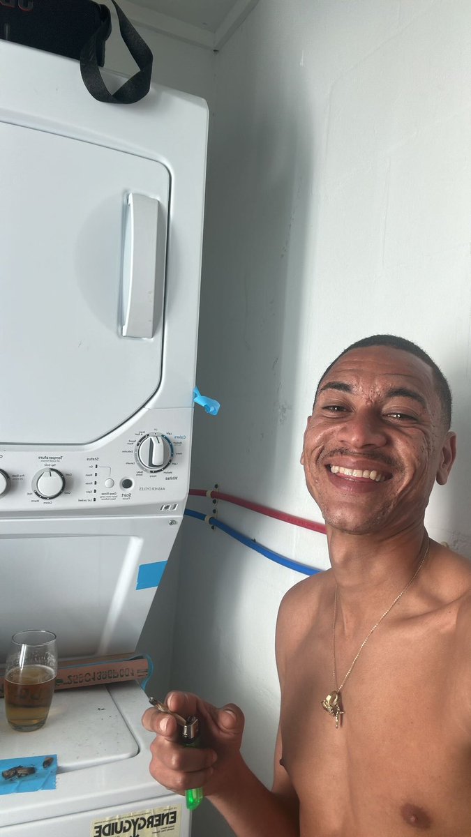 Deus me abençoe muito obrigado , mais um ano de vida ☝🏾🌎🙌🥳🤿🇺🇸🥷🏾